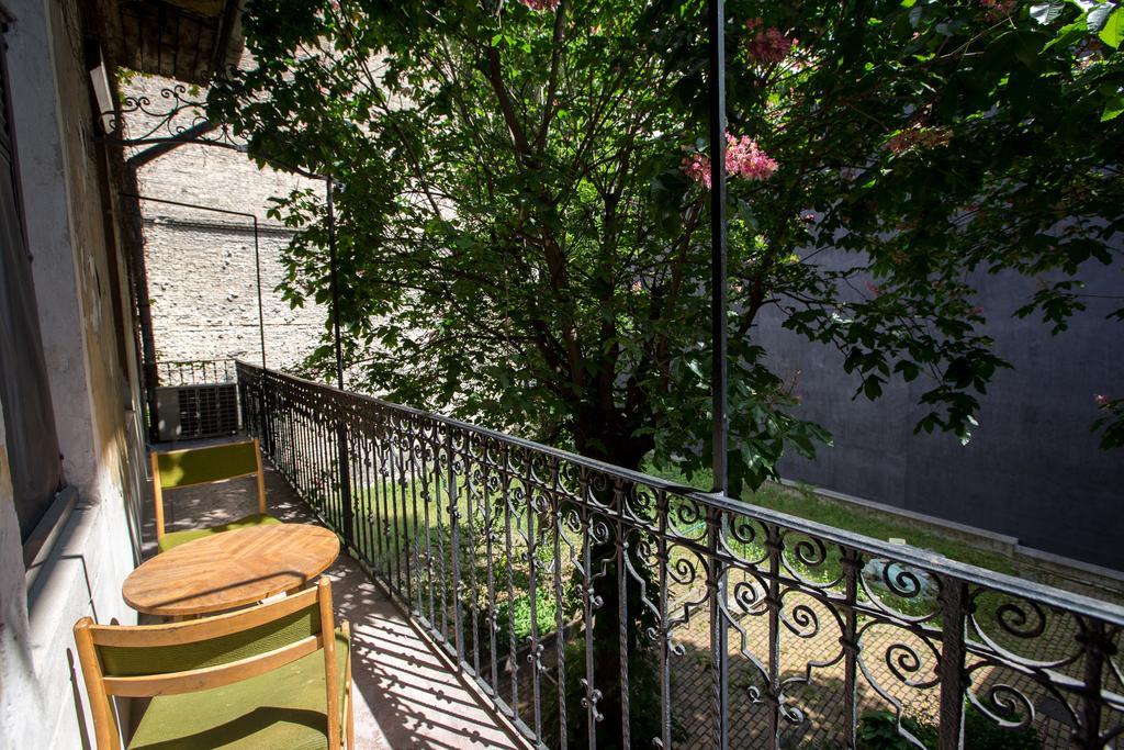 Suite Hostel Budapest Luaran gambar