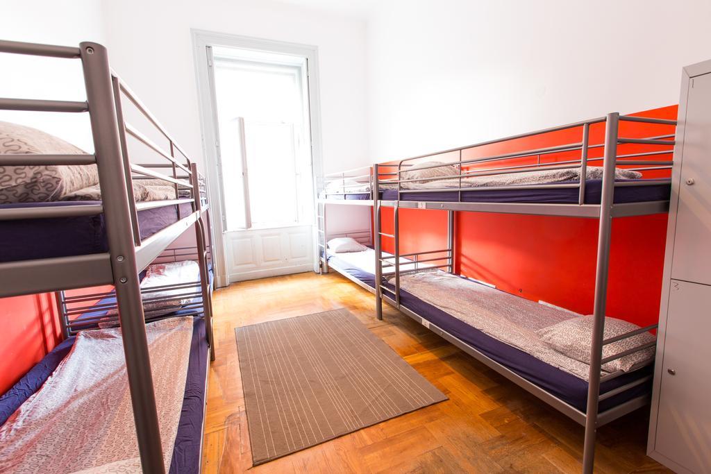 Suite Hostel Budapest Luaran gambar