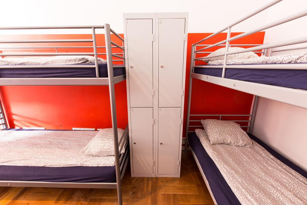 Suite Hostel Budapest Luaran gambar