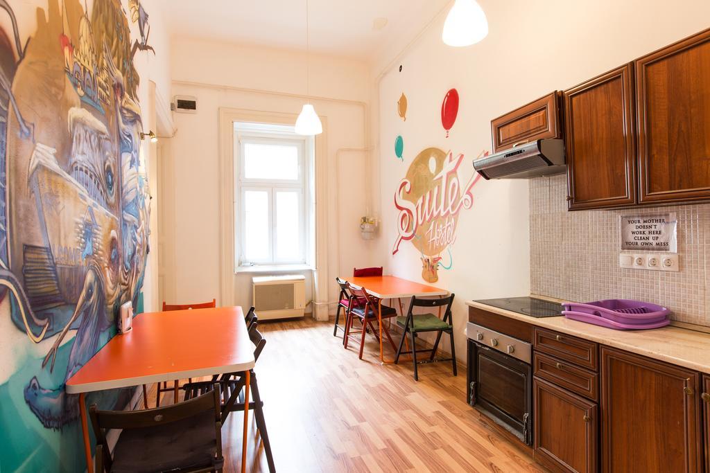 Suite Hostel Budapest Luaran gambar